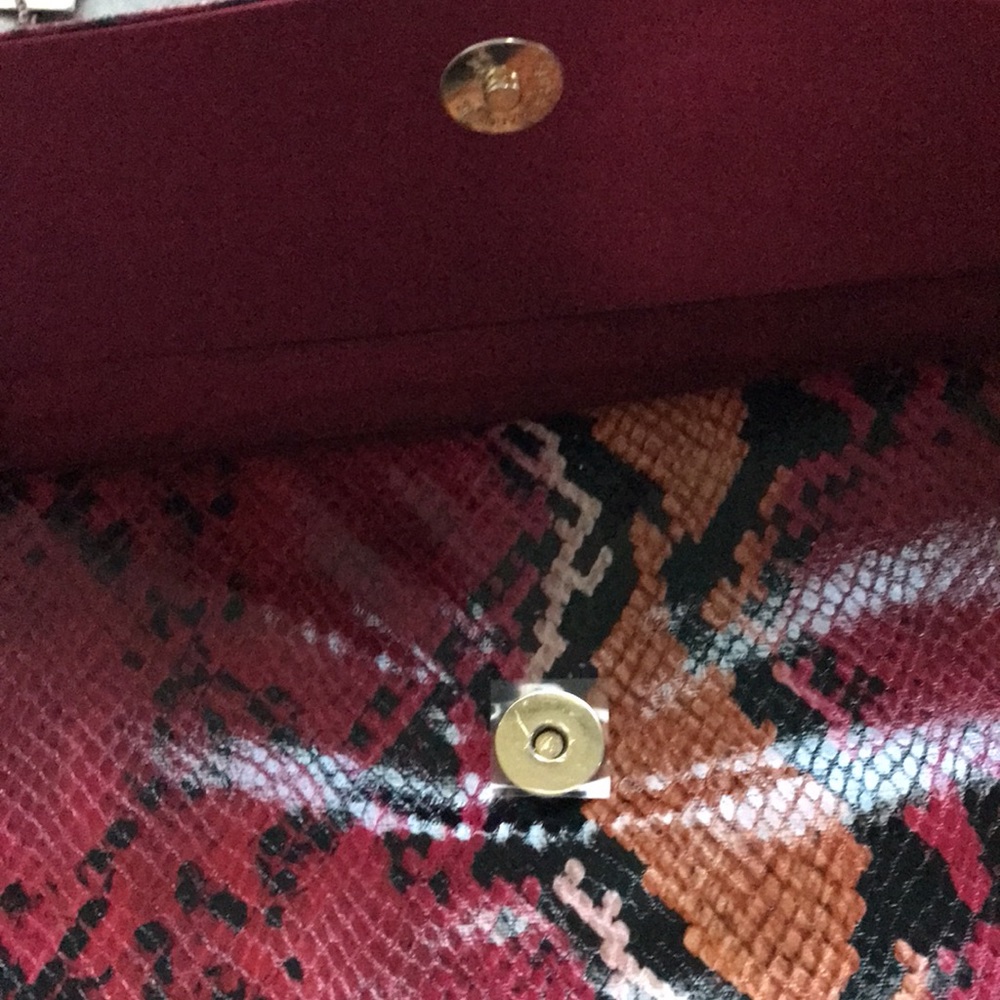 KATE LANDRY python bag oxblood snake print faux leather NWT - Picture 6 of 9